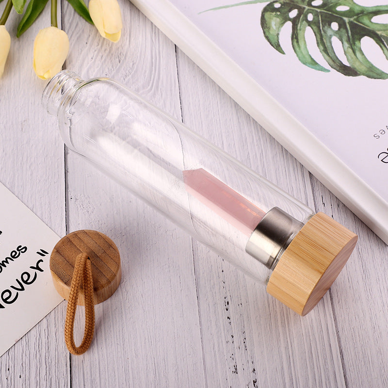 Glasflasche mit Kristall
