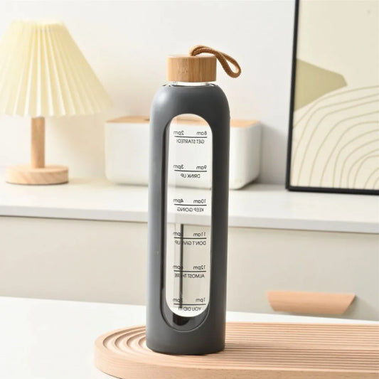 1L Glas-Trinkflasche mit Zeitmarkierung & Bambusdeckel